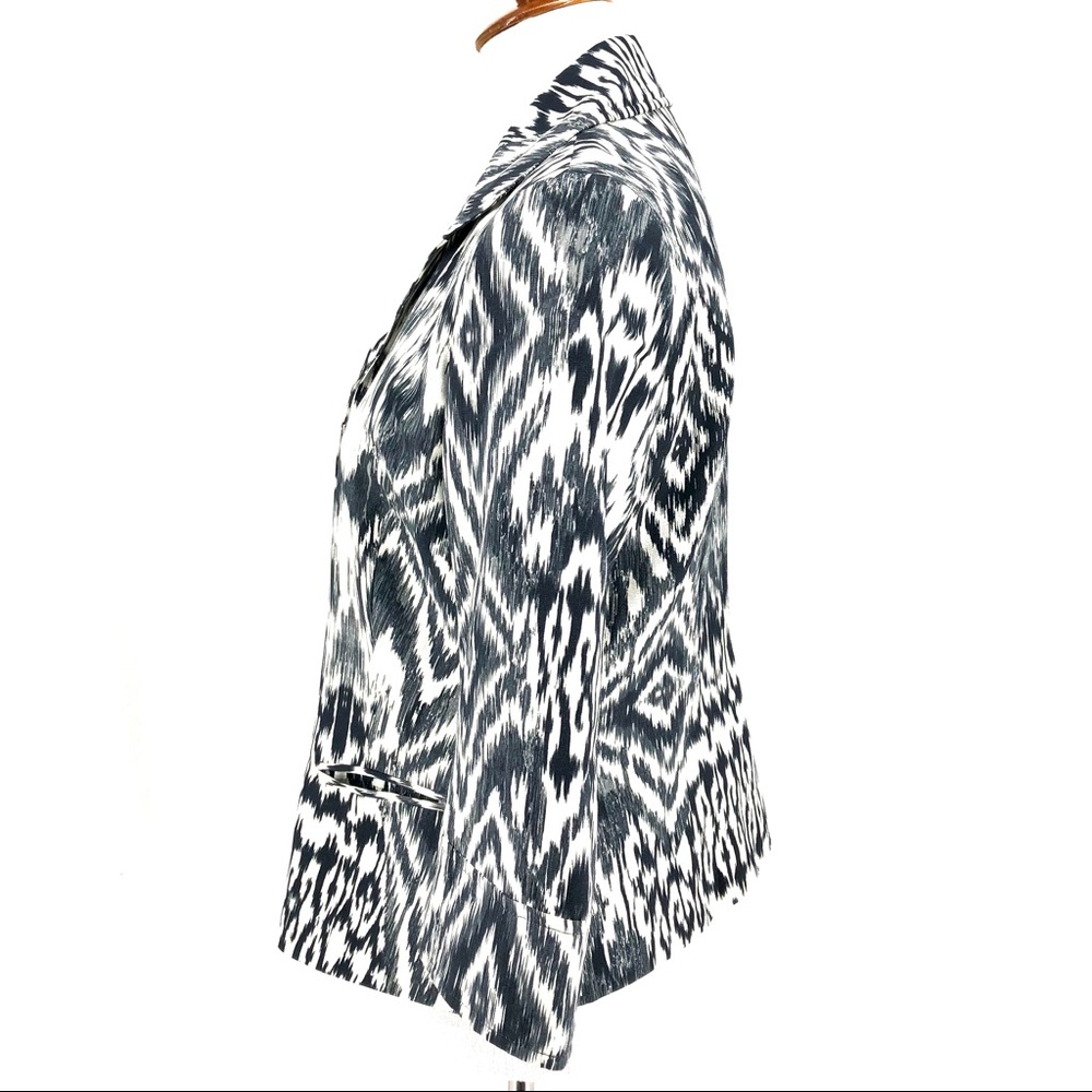Lafayette 148 New York Black & White Cropped Blazer - Picture 7 of 10
